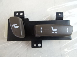 10-13 Lexus GX460 switch, seat adjust, right front, 84922-60190 sepia - £66.21 GBP