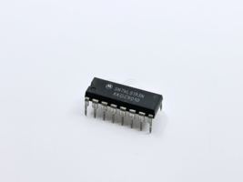 SN74LS193N Motorola 4-Bit Synchronous Up Down Binary Counter DIP-16 - $3.00