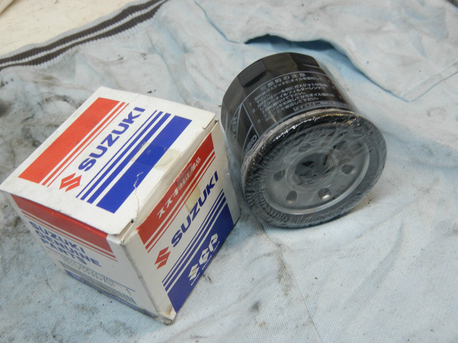 NEW OEM OIL FILTER 1998 98 SUZUKI GS500E GS500 GS 500 500E E - $4.57