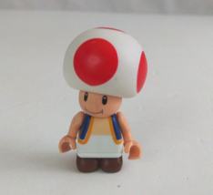 2012 Nintendo Super Mario Bros Toad 1.5&quot; Mini Action Figure - £3.78 GBP
