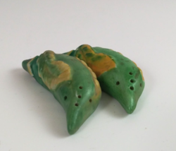 Vintage Hand Painted Peas In A Pod Salt & Pepper Shakers Japan - $9.69 Vintage Hand Painted Peas In A Pod Salt & Pepper Shakers Japan - $9.69