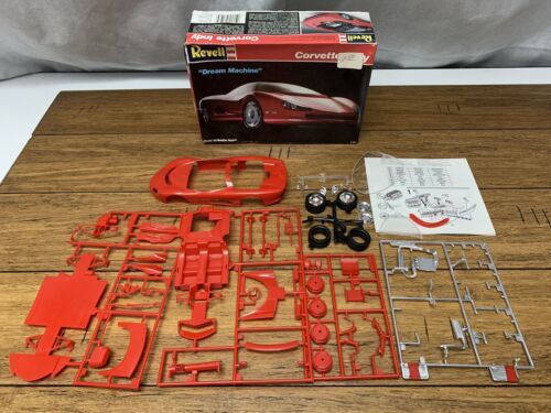  Revell 7108 Corvette Indy Plastic Model Kit Dream Machine 1:25 Scale CV JD - $24.75