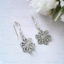 14k White Gold Over Silver Snowflake Dangle Earrings Women Jewelry Xmas Gift New - £68.73 GBP