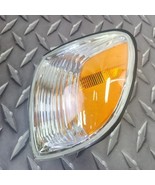 TRQ SLA87379 For 2005-2006 Toyota Tundra Left Front Turn Signal Corner L... - $44.97