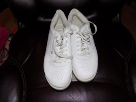 Reebok Classic 2-1475 Princess WHITE/WHITE Shoes Size 10 Women&#39;s Euc - £31.99 GBP