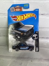 Hot Wheels Showdown BMW 2002 The Ultimate Driving Machine Black Toy Car NEW - £5.53 GBP