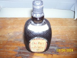 Grand Old Parr Bottle AM Radio in working order - $35.00
