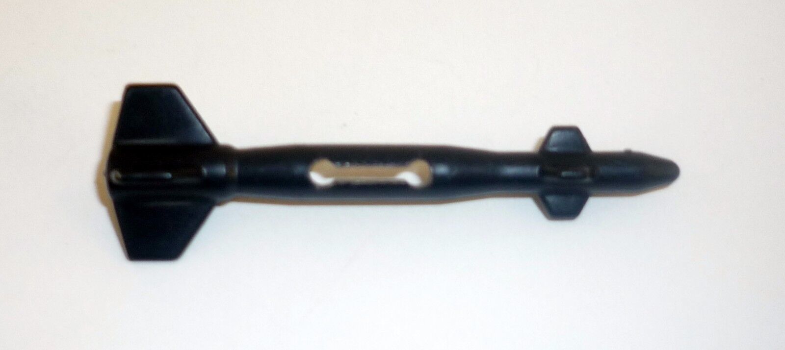 Flying Fighters Missile A Vintage Action Figure Black Accessory Part 1989 - $0.98
