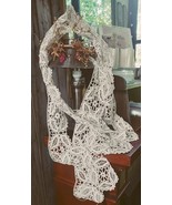 Vintage remnant of Crocheted Lace 4 Yards 17&quot; X 5 1/4&quot; wide - $35.00