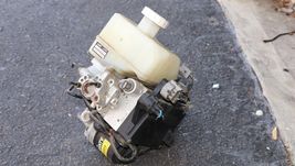 03-06 Mitsubishi Montero Limited Abs Brake Pump Assembly MR527590 MR569729 image 4