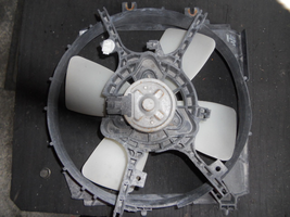 Radiator Fan Motor Fan Assembly Driver Left Fits 99-03 MAZDA PROTEGE 367498 - £68.11 GBP