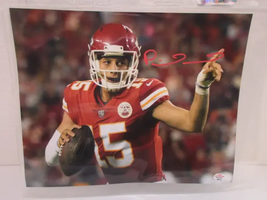 Patrick Mahomes II of the KC Chiefs signed autographed 8x10 photo PAAS C... - £130.34 GBP