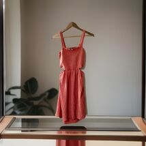 Forever 21 Dress Medium Cut Out Dress Perfect For Vacation, Spring And S... - $9.90