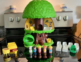 Vintage Kenner Tree Tots Family Tree House Playset w/ Figures &amp; Furnitur... - $1,942.30 MXN