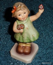 MINT CONDITION &quot;Forever Yours&quot; Goebel Hummel Figurine #793 - CHRISTMAS G... - £20.29 GBP