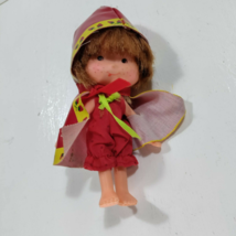 Vintage Kenner Strawberry Shortcake BERRY RAINY DAY Raincoat &amp; shoes Set  - $9.89