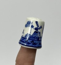 Porcelain Thimble Windmill Ducks Blue and White - £7.24 GBP