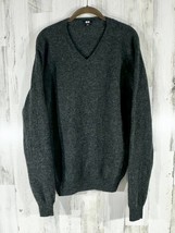 Uniqlo Mens Wool Sweater Jumper Charcoal Gray Vneck Pullover Size Large - £19.70 GBP