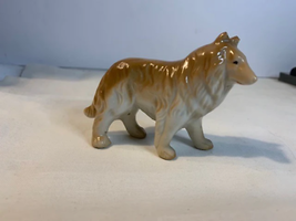 Vintage Tan and white Collie Dog bone china figure 2.5 inch tall Japan - £8.93 GBP