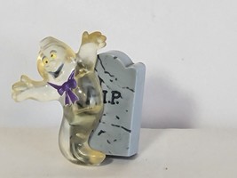 Hallmark HALLOWEEN GHOST by Tombstone Flashing Brooch Lapel Pin Works - £15.56 GBP