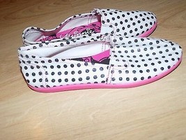 Girl's Size 2 Disney Minnie Mouse White Black Polka Dots Canvas Slip On Shoes  - $22.00
