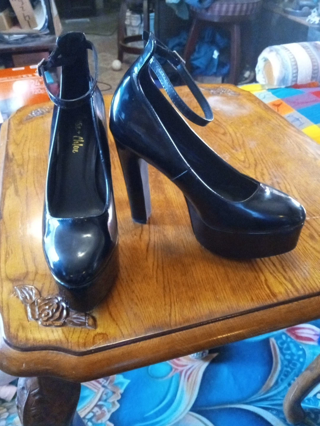 Chase and Chloe Black Faux Patent Leather Platform High Heels 9 NWOB - $47.66 CAD