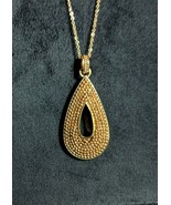 Gold Teardrop Pendant Necklace Stainless Steel Minimalist Quiet Luxury - €14,70 EUR