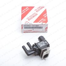 New Genuine Toyota 94-98 T100 95-97 Tacoma Vacuum Switching Valve 25860-... - $1,950.89 MXN
