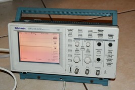 Tektronix TDS210 Digital Oscilloscope 2-Channel, 60MHz- NEEDS CALIBRATIO... - £111.05 GBP