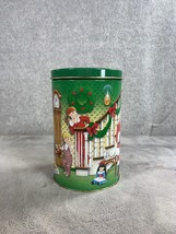 Vintage 1993 Hershey Reeses Peanut Butter Cup Winter Christmas Santa Metal Tin - £8.23 GBP