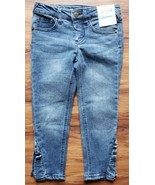 Cat &amp; Jack Brand ~ Girl&#39;s Size 4 ~ Medium Wash Blue Jeans w/Pleated Hem - £17.60 GBP