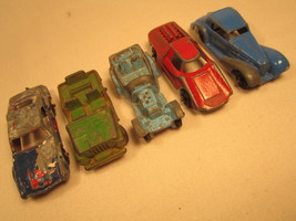 Lot of 5 1960&#39;s TOOTSIETOY Diecast Cars 1:64 [Z203d4] - £5.09 GBP
