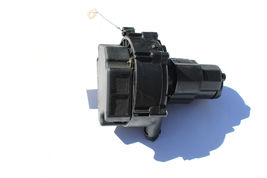 2000-2006 w215 MERCEDES CL600 SECONDARY SMOG AIR PUMP image 4