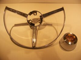 1965 CHRYSLER NEW YORKER STEERING WHEEL HORN RING AND CAP OEM #2530215 - $157.96 CAD