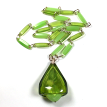 Vintage Mod Boho 60s Chunky Green Lucite Acrylic Beaded Necklace Pendant 29&quot; - £31.27 GBP