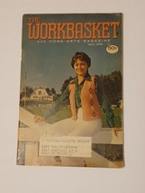 The Workbasket Magazine April 1976 Knit Boy&#39;s Raglan Cardigan - $131.20 MXN