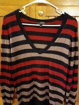 The Limited Brand ~ Women&#39;s Size Medium ~ Striped ~ V-neck Sweater ~ Ray... - £17.60 GBP
