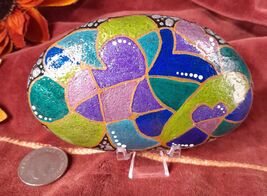 Doodle Hearts Rock Mixed Media Looks Like Stained Glass Decor Paperweigh... - $9.95