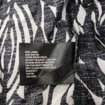 East 5th Petite Top Women's Black/White Floral Linen Blend Blouse Shirt Size PM image 4