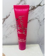 Victoria’s Secret Beauty Rush Electric Strawberry Sheer Flavored Lip Glo... - $468.67 MXN