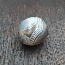 Antique Tibetan Gray Agate Bead A Rare Pattern Natural Agate 18x17.2 mm AGT6 - £46.52 GBP