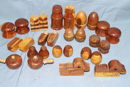 Large Lot of Vintage Wooden Collection of Salt and Pepper Shakers #25 - £27.39 GBP