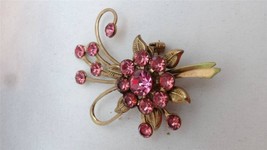Vintage Brass Pink Rhinestones Brooch Pin - £17.62 GBP