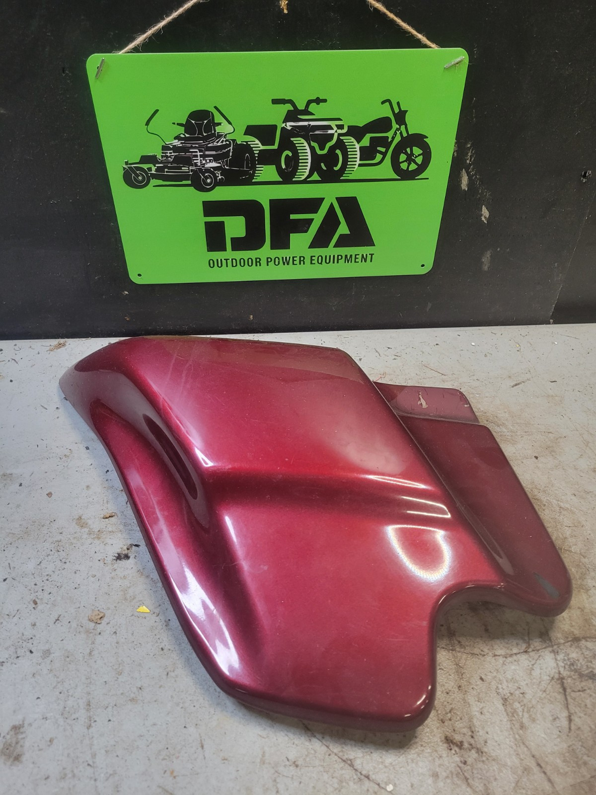 2002 02 Harley Road King CVO Left Side Frame Cover Body Panel Red - $59.39