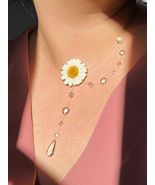 Daisy Raindrop Necklace - $22.00