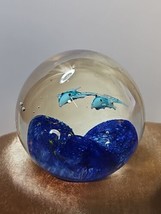 Art Glass - Dolphin Coral Reef Ocean Sea Aquarium Glass Orb 2.75 in Paperweight - £27.68 GBP