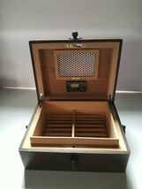 Brizard and Co. - Humidor - 30 / 40 Count NIB  Made in USA image 3