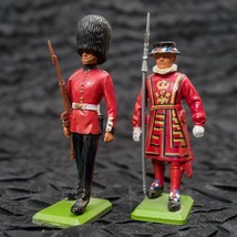 English Army Hand Painted Toy Soldier Metal Figurine Britains Ltd Set of 2 - £13.56 GBP