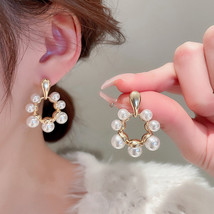 Graceful Geometric Pearl Earrings Korean Style Dongdaemun Irregular Circles Earr - £7.84 GBP