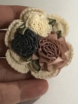 Vintage Handmade Ivory Crocheted Yarn Flower Brooch Pin - £19.67 GBP